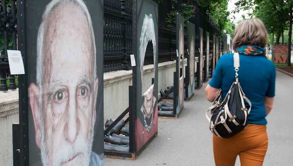 Серия  актов вандализма на портретах переживших Холокост